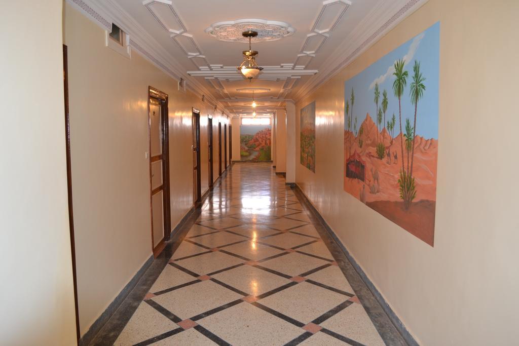 Hotel Almanader Boumalne Exterior foto